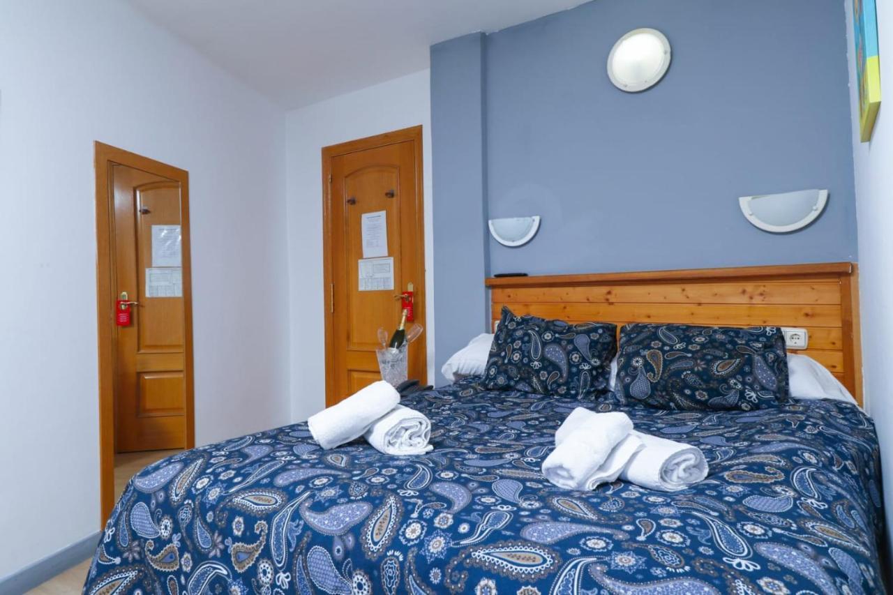 Hotel Merino Пас-де-ла-Каса Экстерьер фото